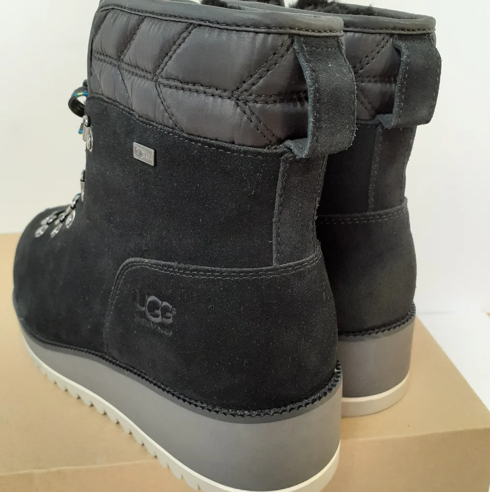 UGG Birch Lace up Boots Sz 10